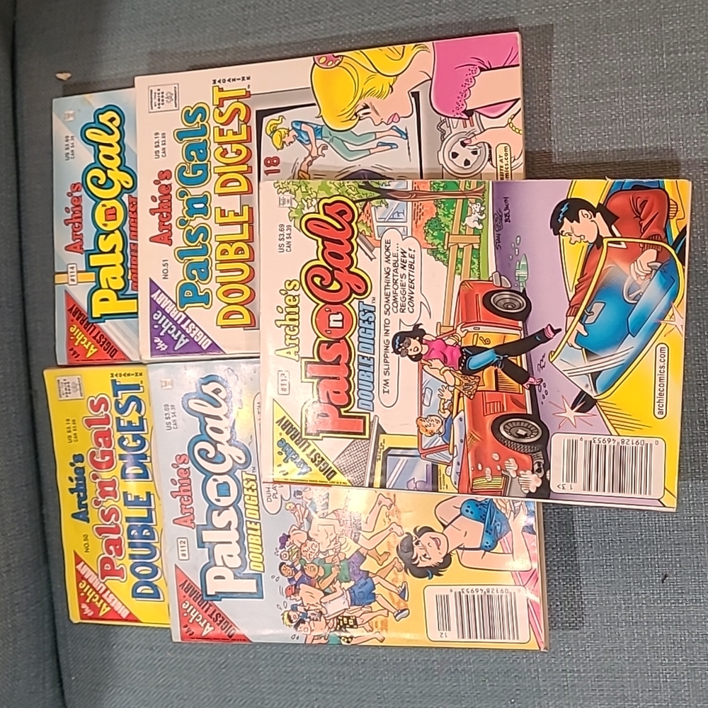 Lot of 5 Archie Pals'n' Gals Double Digest Comic Book Bundle